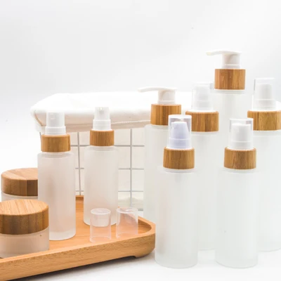 スキンケア印刷高級ヘアエッセンシャルオイル竹ローション化粧品 - Luxury Skincare Essential のレビューと価格