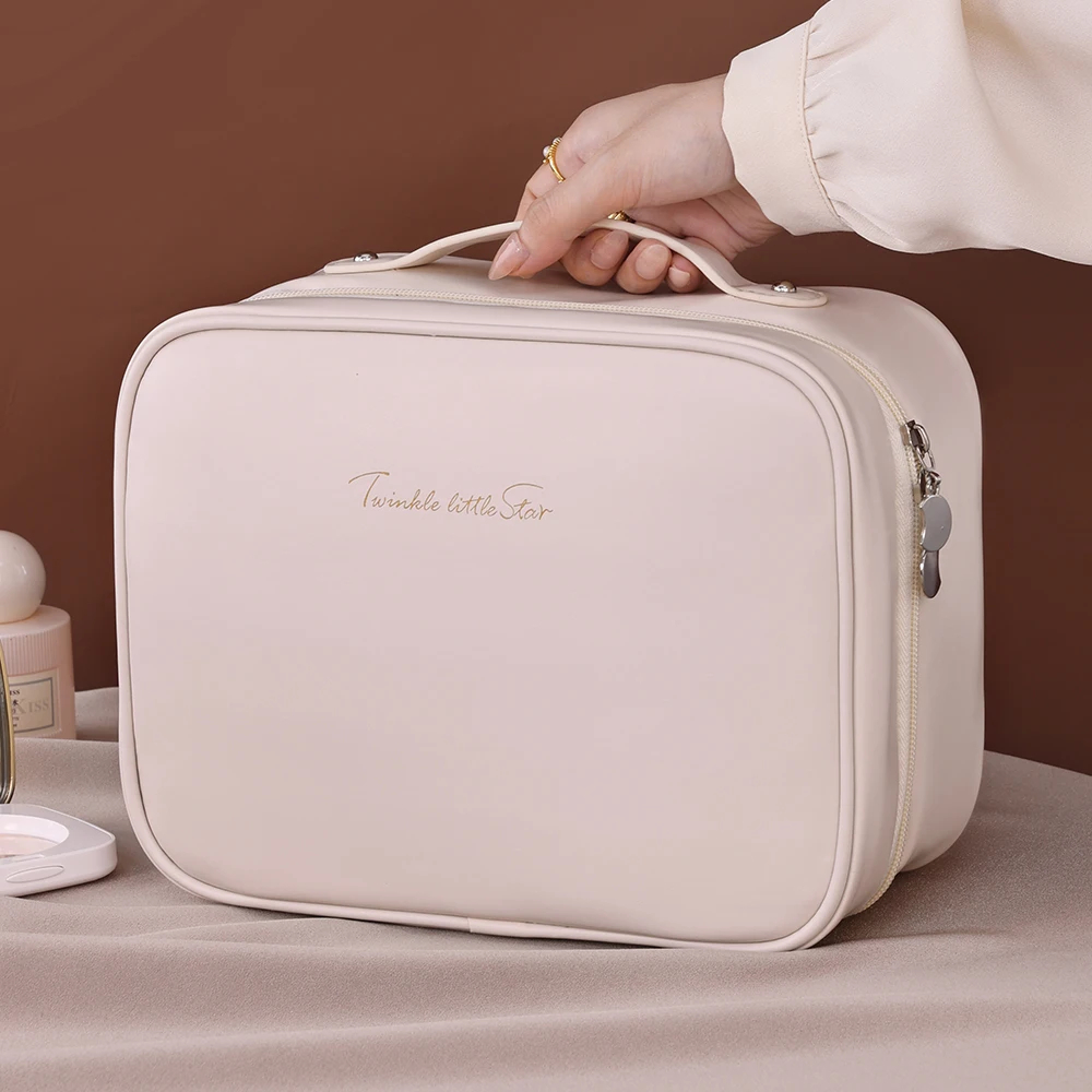 大容量女性用トラベルエッセンシャルPUウォッシュスキンケアポ - Luxury Skincare Essential のレビューと価格